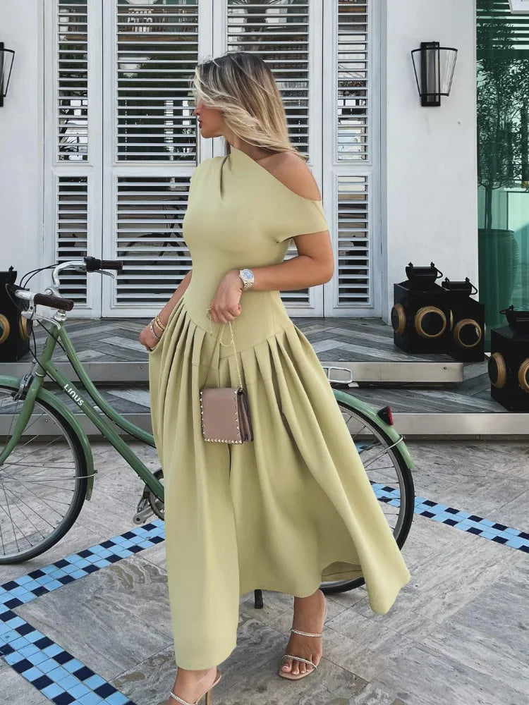 Chic Solid Diagonal Collar Pleated Maxi Dress