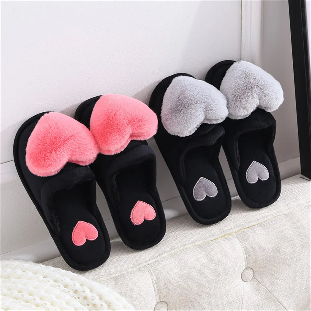 Cute Heart Pattern Women’s Plush Indoor Slippers