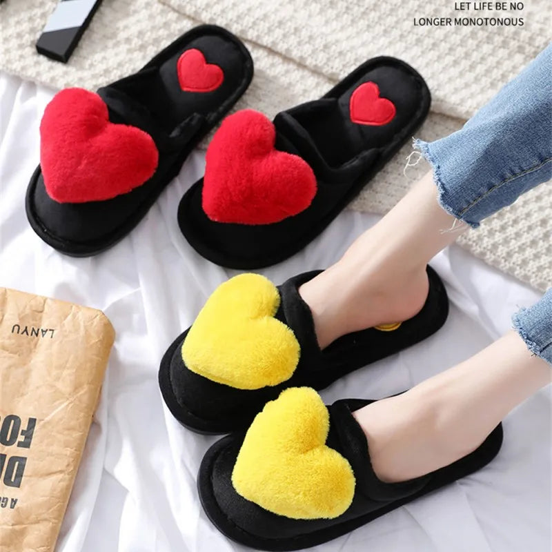 Cute Heart Pattern Women’s Plush Indoor Slippers