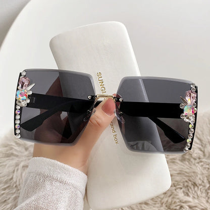 Luxury Diamond Glasses with Heart Lenses - Sunglasses for Women