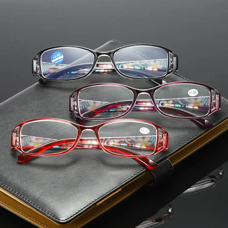 Elegant Anti-Blue Light Reading Glasses for Women