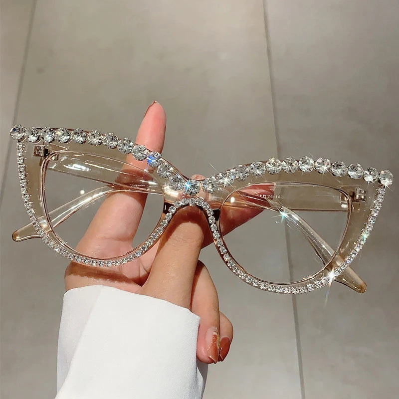 Stylish Luxury Designer Oversized Frames for Women