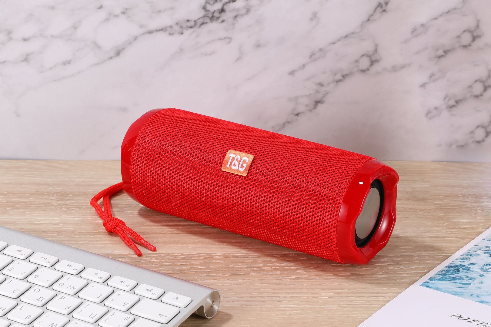 Fabric Portable Creative Wireless Bluetooth Speaker with Card Holder